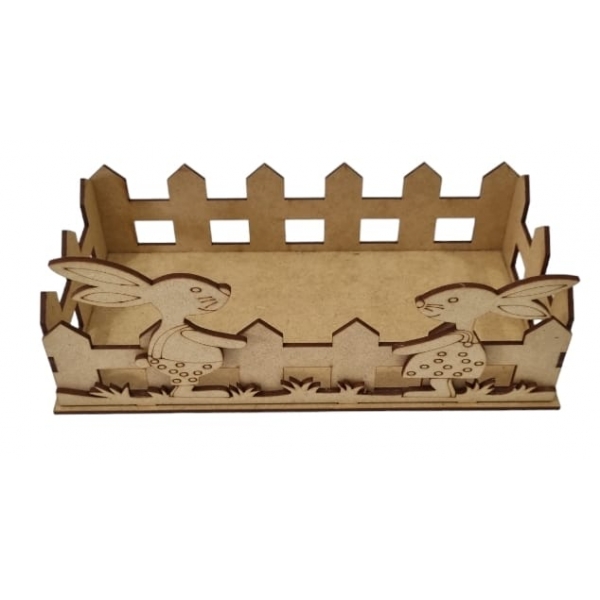 Cesta de Pascoa 2 Coelhos Ovos Bombons Chocolates MDF cru